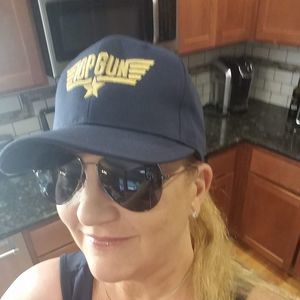 Meet your Posher, Jolin